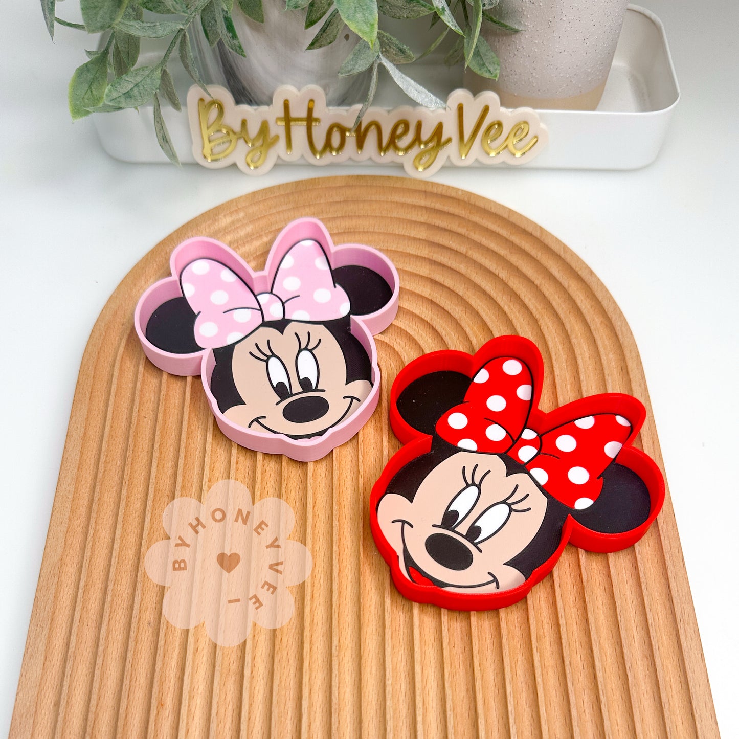 Girl Mouse Tray