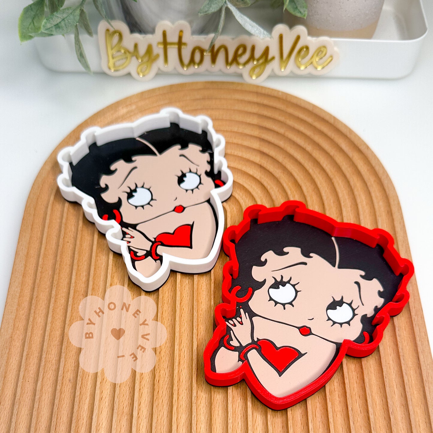Betty Tray