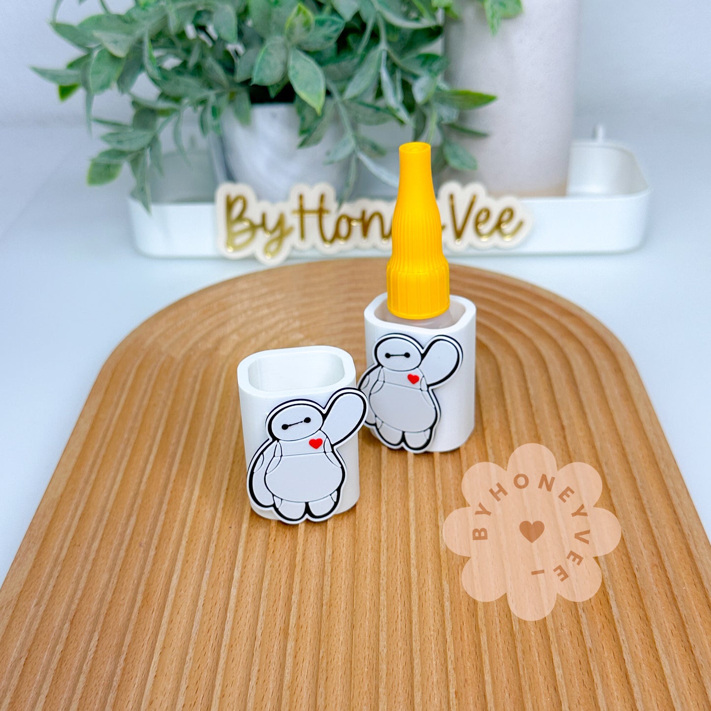 Baymax Glue Holder