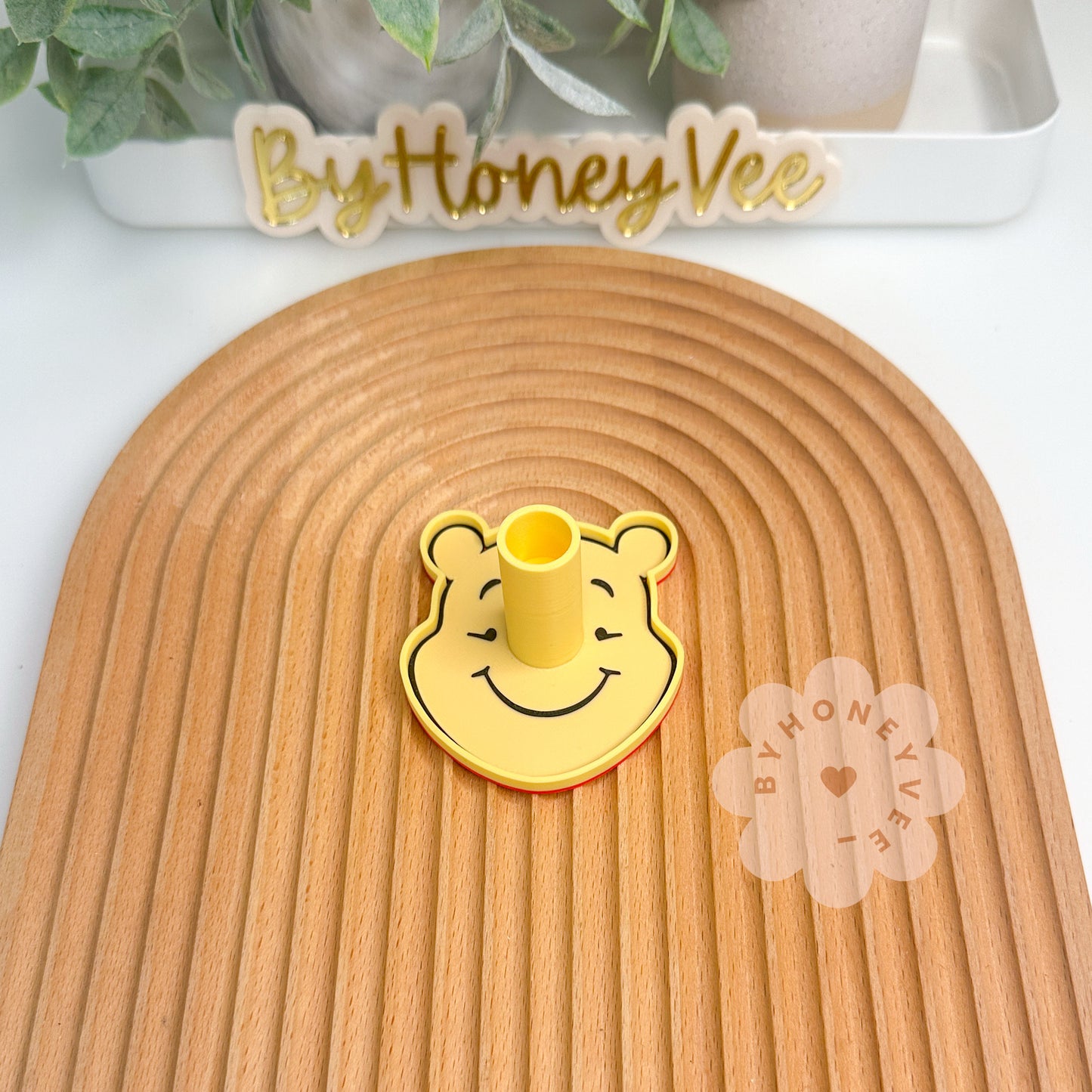 Yellow bear Pen Stand
