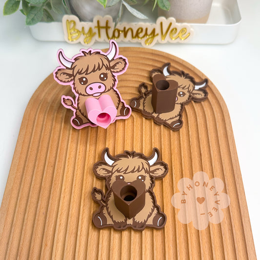 Baby Highland Cow Pen Stand