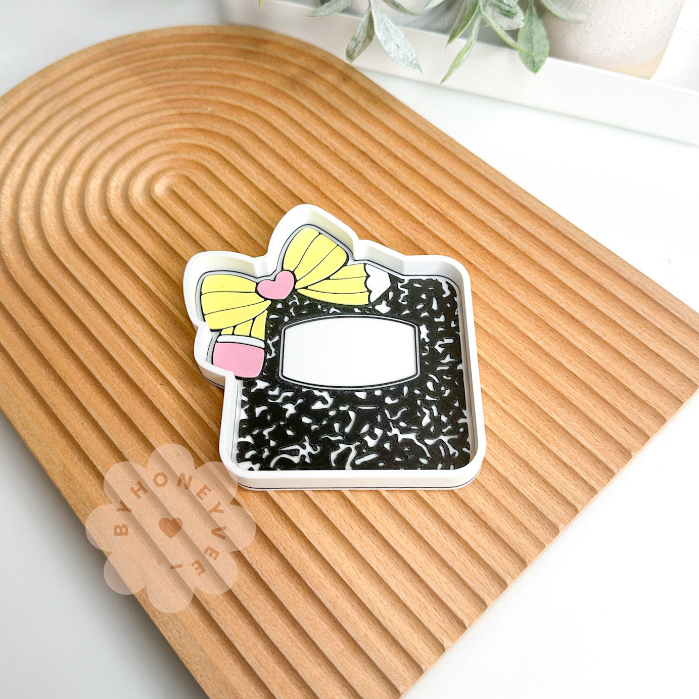 Pencil Bow Composition Tray