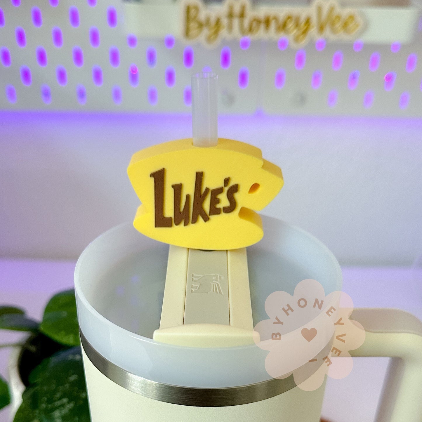 Luke’s Straw Topper